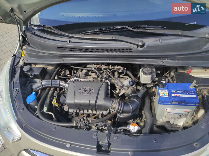 Хетчбек Hyundai i10 2013 в Києві