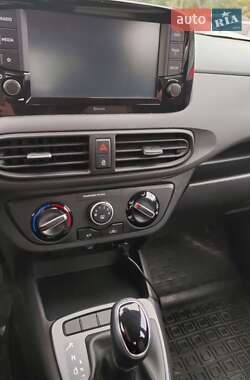 Хэтчбек Hyundai i10 2021 в 