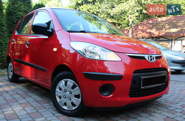 Хэтчбек Hyundai i10 2009 в 