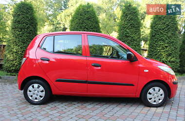 Хэтчбек Hyundai i10 2009 в 
