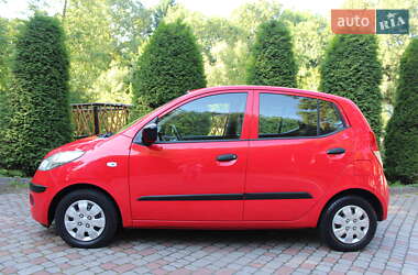 Хэтчбек Hyundai i10 2009 в 
