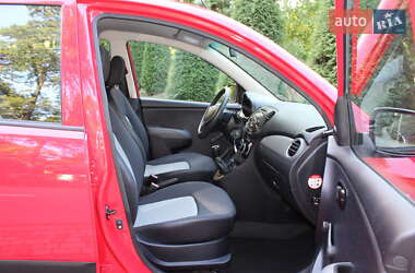Хэтчбек Hyundai i10 2009 в 