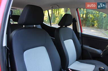 Хэтчбек Hyundai i10 2009 в 