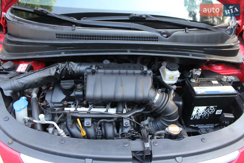 Хэтчбек Hyundai i10 2009 в Трускавце