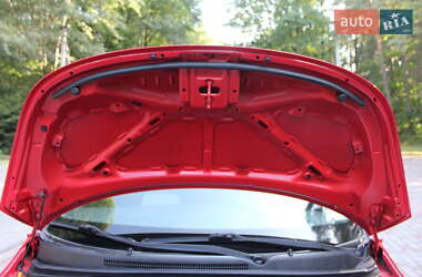 Хэтчбек Hyundai i10 2009 в 