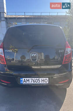 Хэтчбек Hyundai i10 2013 в 