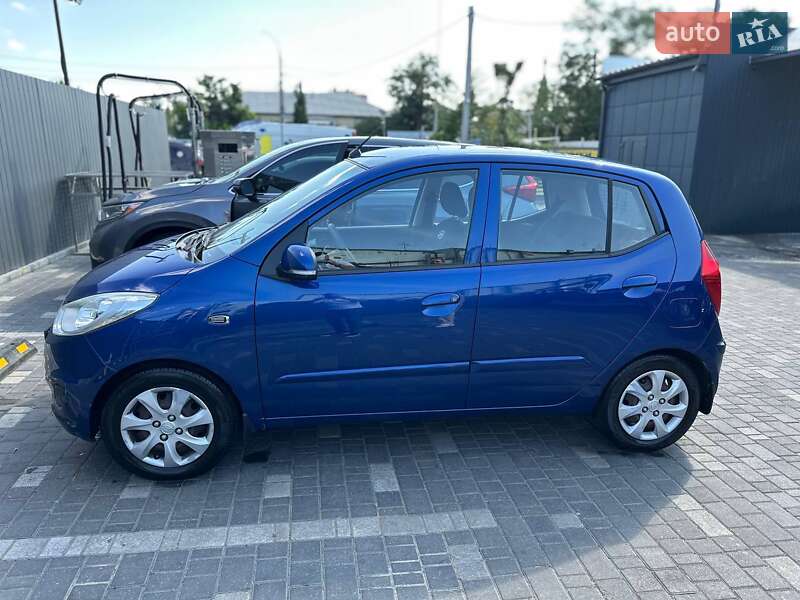 Хэтчбек Hyundai i10 2012 в Николаеве
