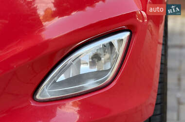 Хэтчбек Hyundai i10 2012 в 