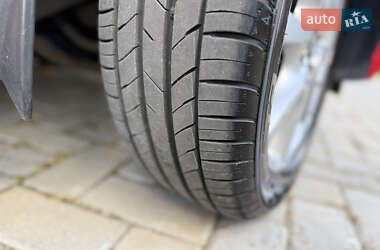 Хэтчбек Hyundai i10 2012 в 
