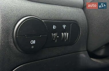 Хэтчбек Hyundai i10 2011 в 