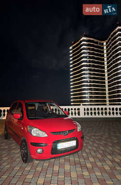 Хэтчбек Hyundai i10 2008 в 