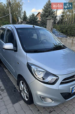 Хэтчбек Hyundai i10 2012 в Запорожье