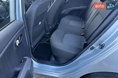 Хэтчбек Hyundai i10 2012 в 