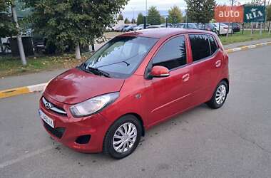Хэтчбек Hyundai i10 2013 в 