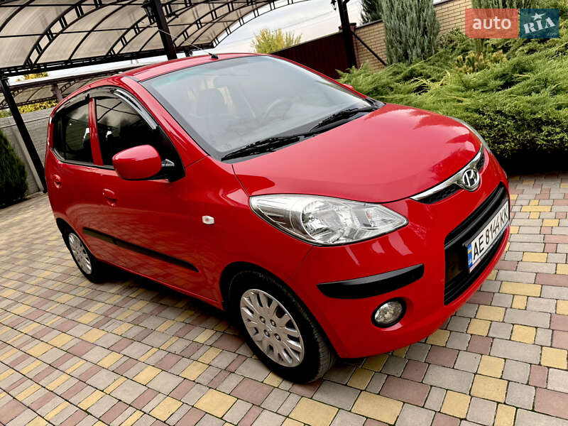 Хэтчбек Hyundai i10 2008 в Днепре