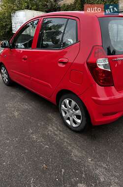 Хетчбек Hyundai i10 2012 в Черкасах