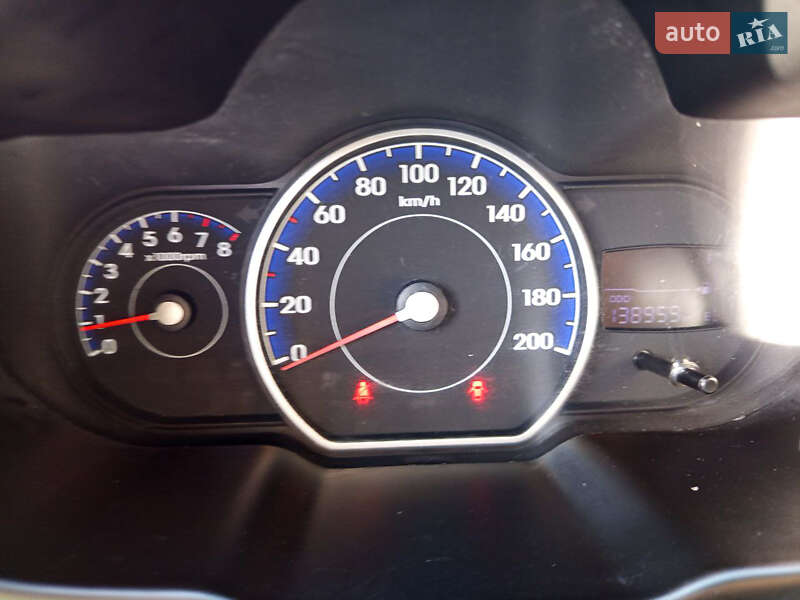 Хетчбек Hyundai i10 2010 в Львові