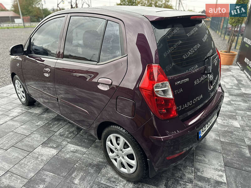 Хэтчбек Hyundai i10 2012 в Виннице