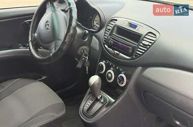 Хэтчбек Hyundai i10 2008 в Николаеве