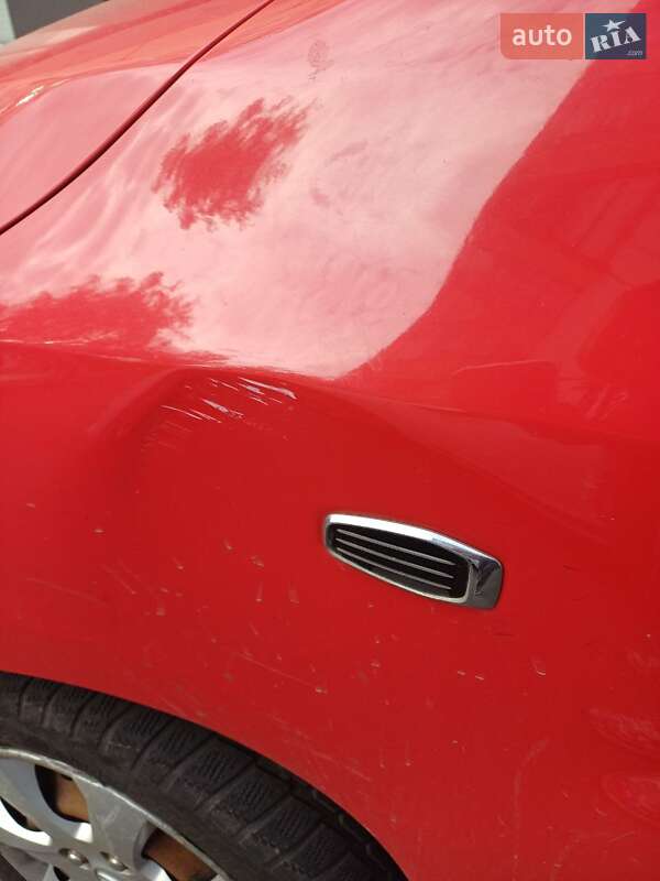 Хэтчбек Hyundai i10 2012 в Харькове