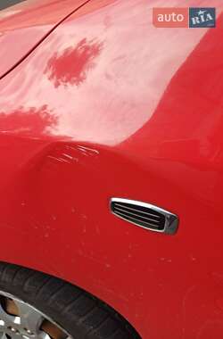 Хэтчбек Hyundai i10 2012 в 