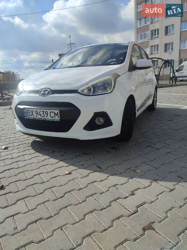 Хэтчбек Hyundai i10 2014 в Хмельницком