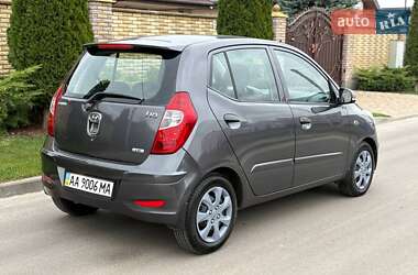 Хэтчбек Hyundai i10 2012 в 