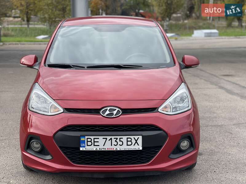 Хэтчбек Hyundai i10 2015 в Николаеве