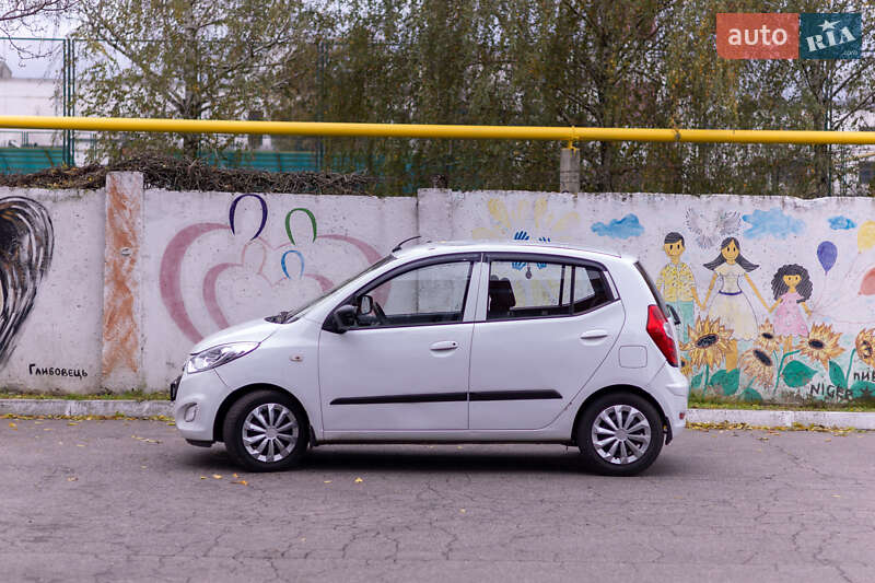 Хетчбек Hyundai i10 2013 в Кременчуці фото 3 Хетчбек Hyundai i10 2013 в Кременчуці