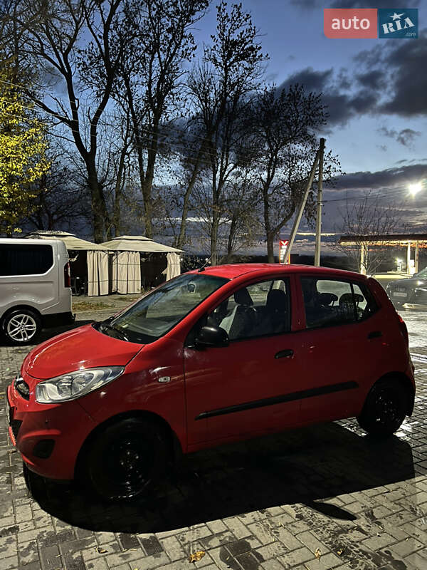 Хетчбек Hyundai i10 2012 в Чернівцях фото 8 Хетчбек Hyundai i10 2012 в Чернівцях