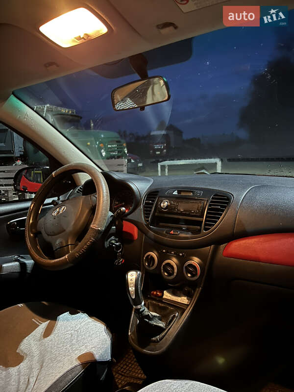Хетчбек Hyundai i10 2012 в Чернівцях фото 25 Хетчбек Hyundai i10 2012 в Чернівцях