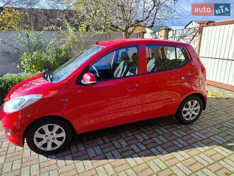 Hyundai i10 2012 Hyundai i10 2012