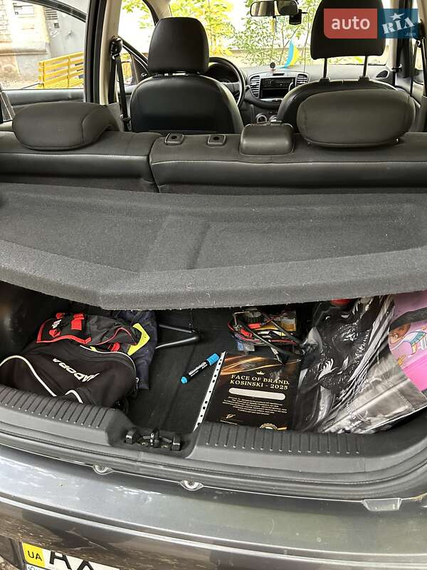 Хэтчбек Hyundai i10 2013 в Харькове