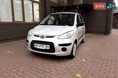 Хэтчбек Hyundai i10 2008 в Ровно