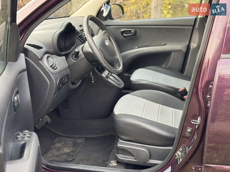 Хетчбек Hyundai i10 2013 в Києві