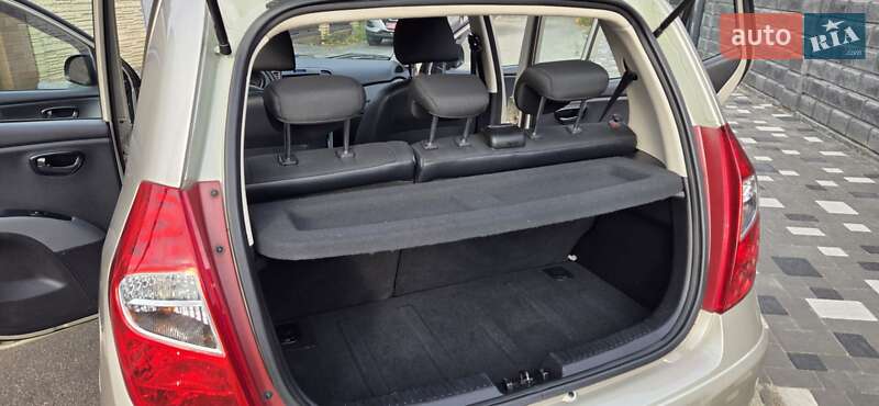 Хэтчбек Hyundai i10 2013 в Кривом Роге фото 32 Хэтчбек Hyundai i10 2013 в Кривом Роге
