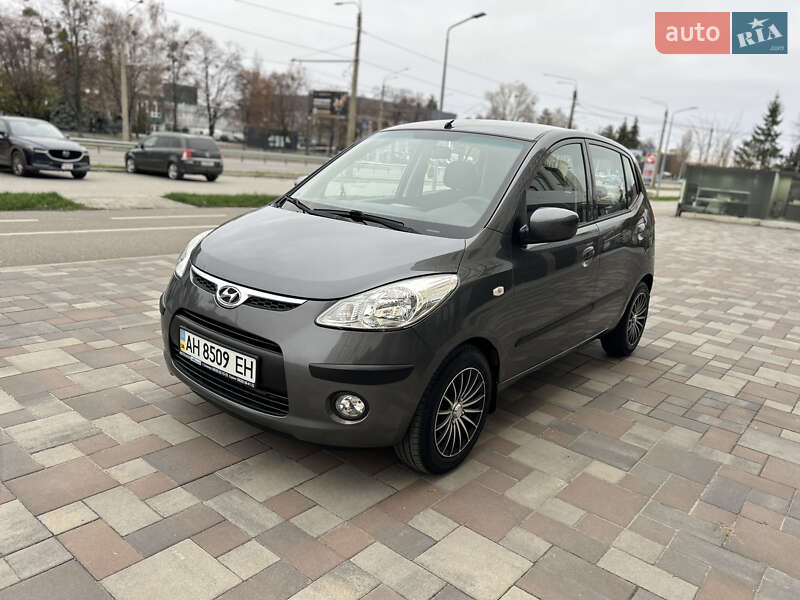 Хэтчбек Hyundai i10 2008 в Черкассах