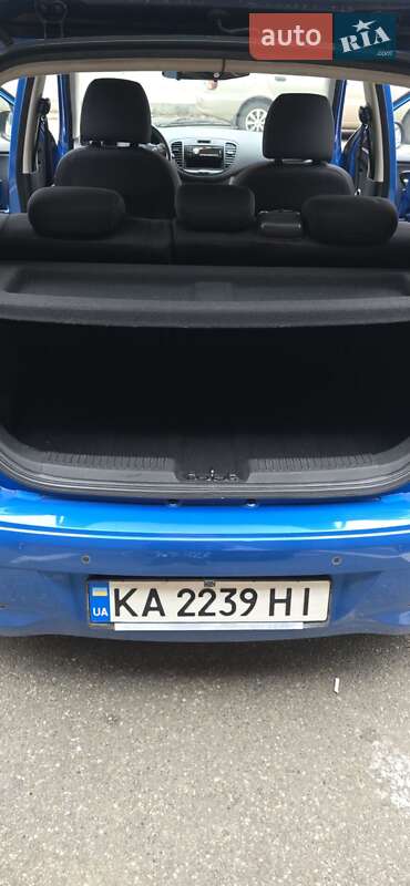 Хетчбек Hyundai i10 2011 в Києві