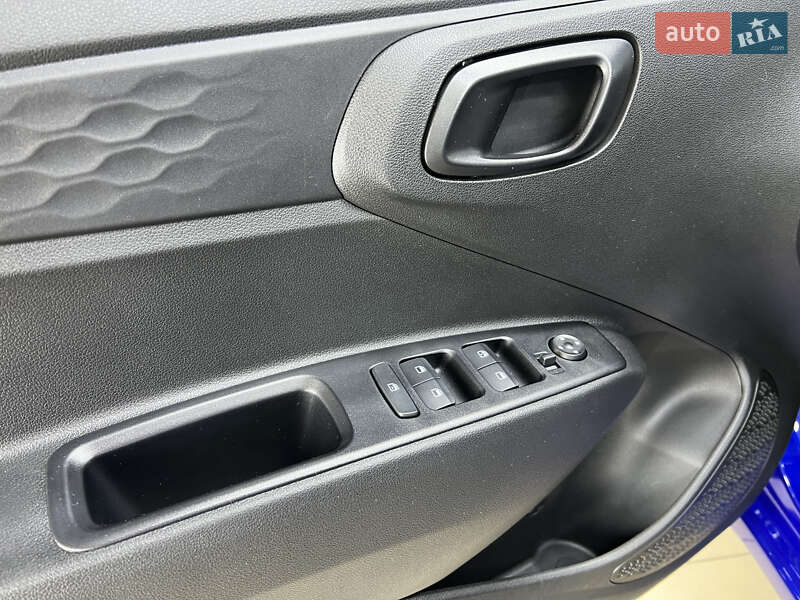 Хэтчбек Hyundai i10 2021 в Киеве