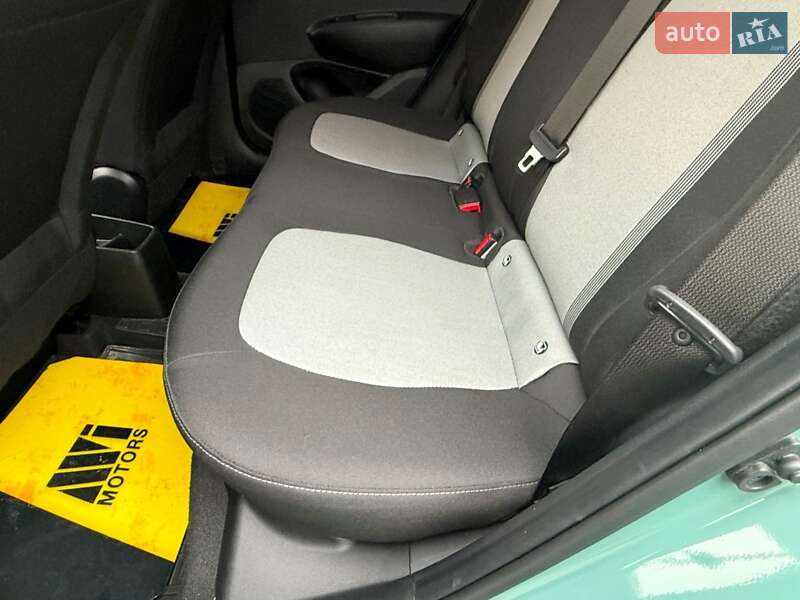 Хетчбек Hyundai i10 2022 в Києві