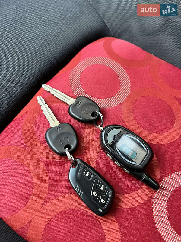 Хэтчбек Hyundai i10 2008 в Одессе