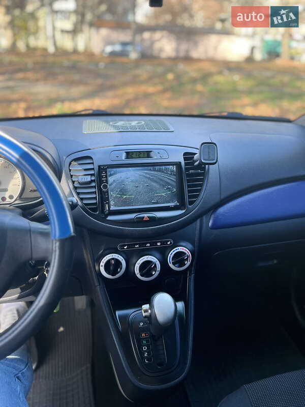 Хэтчбек Hyundai i10 2008 в Одессе