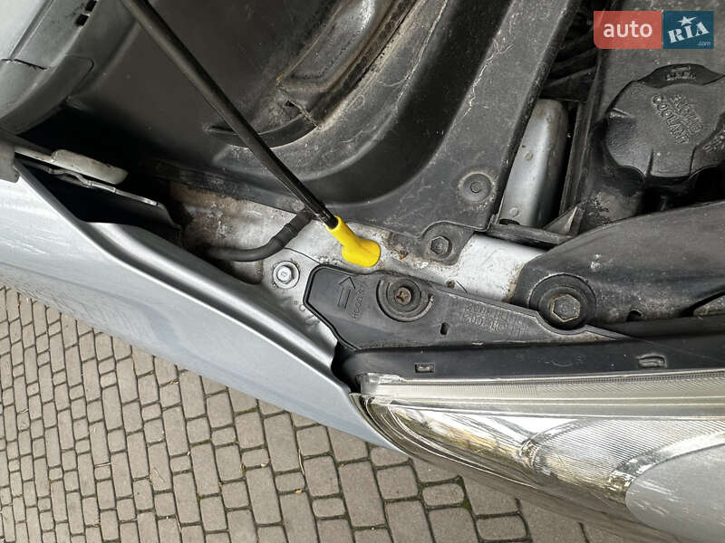 Хэтчбек Hyundai i10 2012 в Киеве