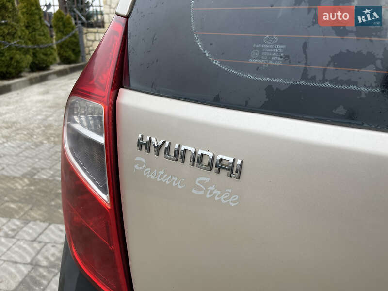 Хетчбек Hyundai i10 2011 в Львові