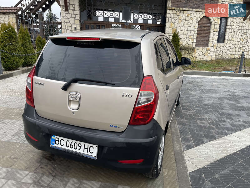Хетчбек Hyundai i10 2011 в Львові
