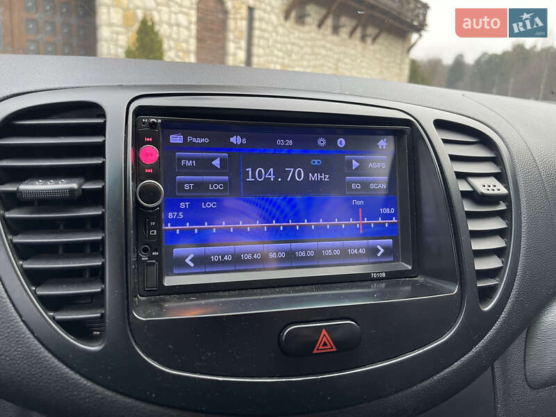 Хетчбек Hyundai i10 2011 в Львові