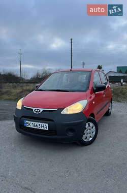 Хэтчбек Hyundai i10 2008 в Звягеле