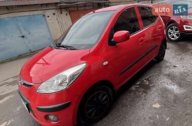 Хэтчбек Hyundai i10 2009 в Ровно