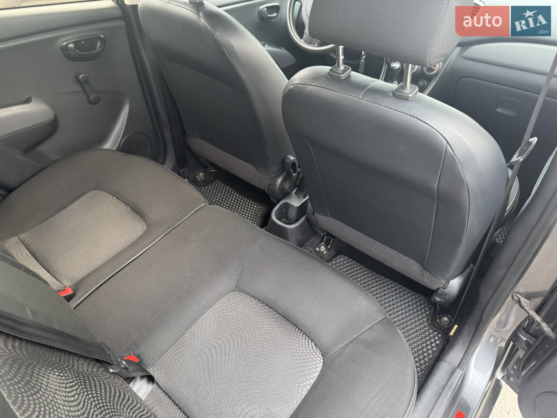2013 Hyundai i10 - мініатюра 18