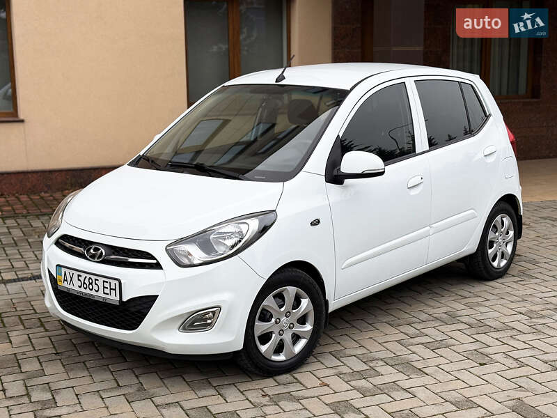 Hyundai i10 2013 Hyundai i10 2013